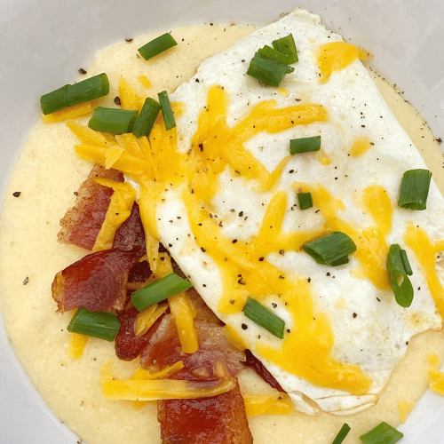 500 calorie Cheesy Breakfast Grits