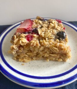 High Calorie Bars [Baked Berry Oatmeal]